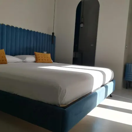 Luciani 33 Luxury 4* Salerno