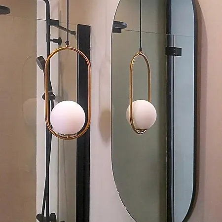 Luciani 33 Luxury Oda ve Kahvaltı 4*