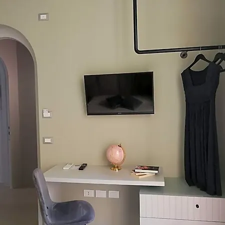 Luciani 33 Luxury ساليرنو