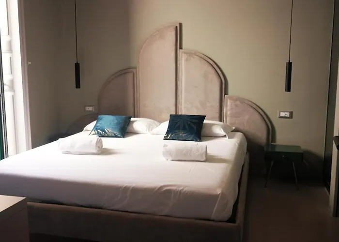 Luciani 33 Luxury Bed & Breakfast 4*