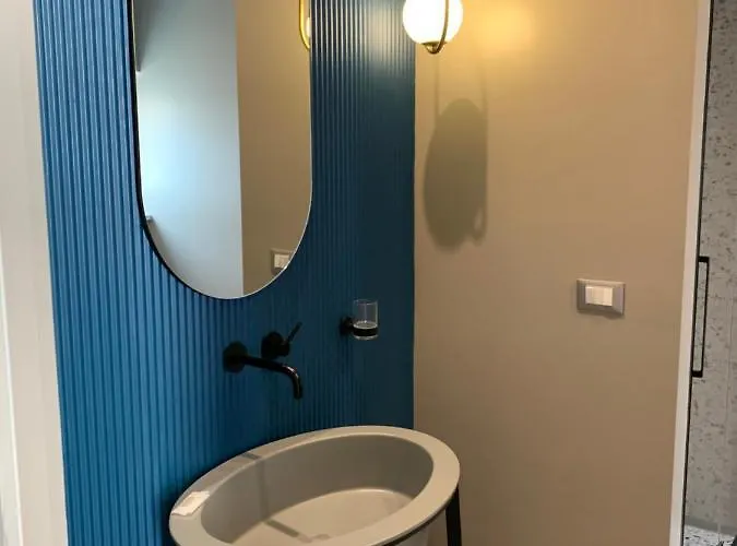 Luciani 33 Luxury Bed & Breakfast 4*