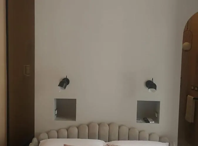 Bed & Breakfast Luciani 33 Luxury 4*