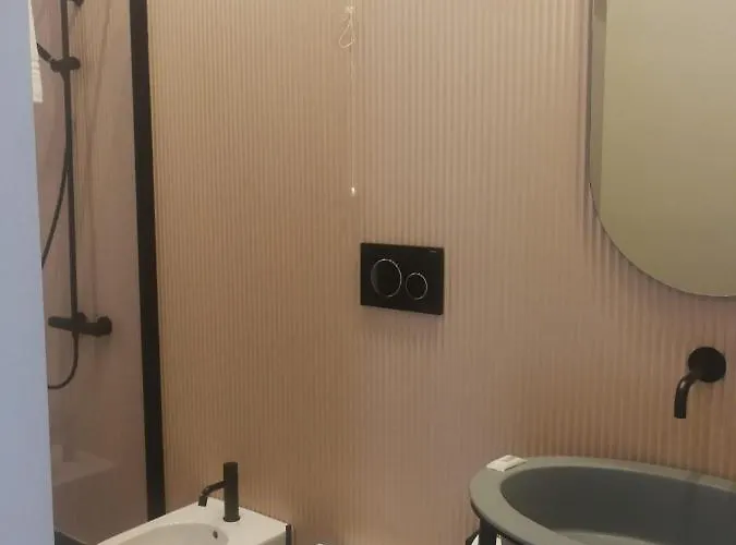 Luciani 33 Luxury Bed & Breakfast 4*